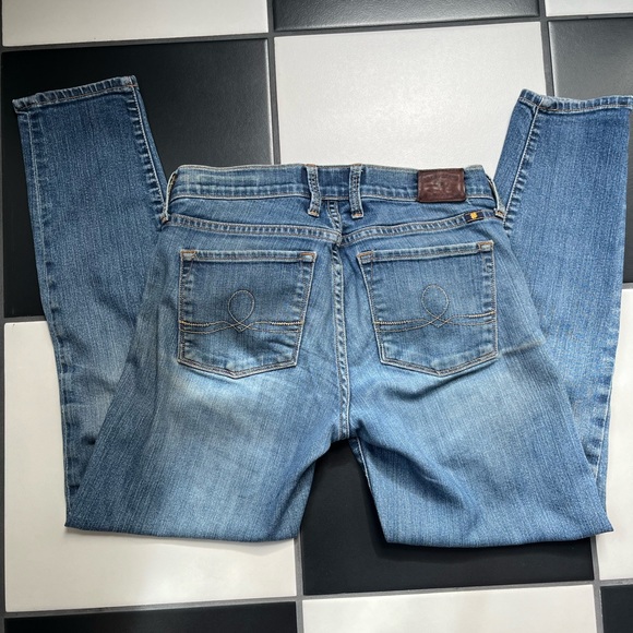 Lucky Brand Sofia Cropped Jeans - Picture 2 of 10